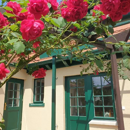 Semesterbostad Denkmal-ferienhaus In Dresden-hellerau Mit Sauna Und Kamin Dresden
