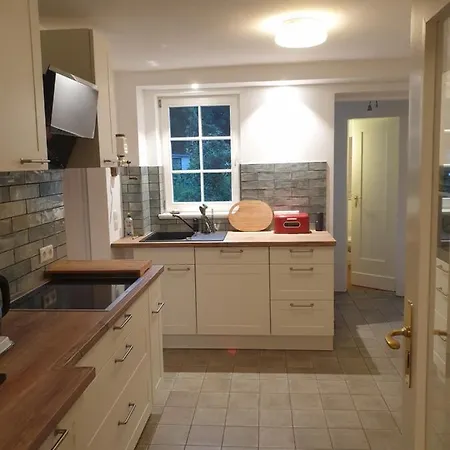 Denkmal-ferienhaus In Dresden-hellerau Mit Sauna Und Kamin Semesterbostad Dresden