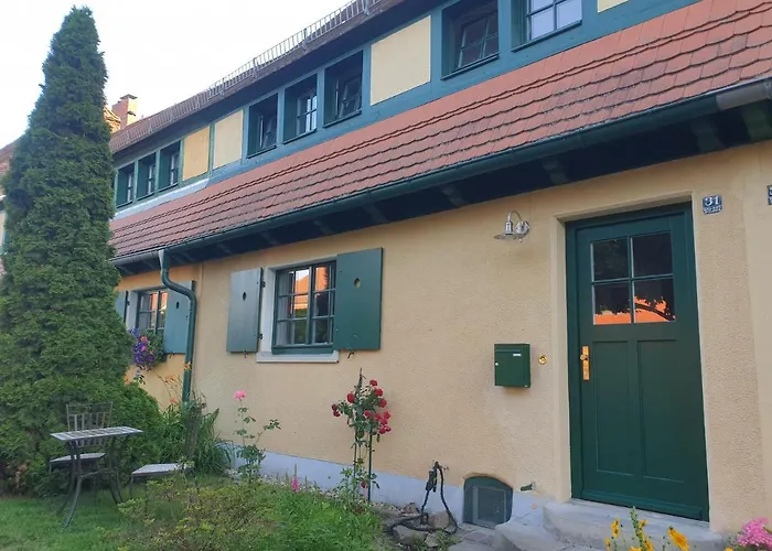 Denkmal-ferienhaus In Dresden-hellerau Mit Sauna Und Kamin Nyaraló Drezda